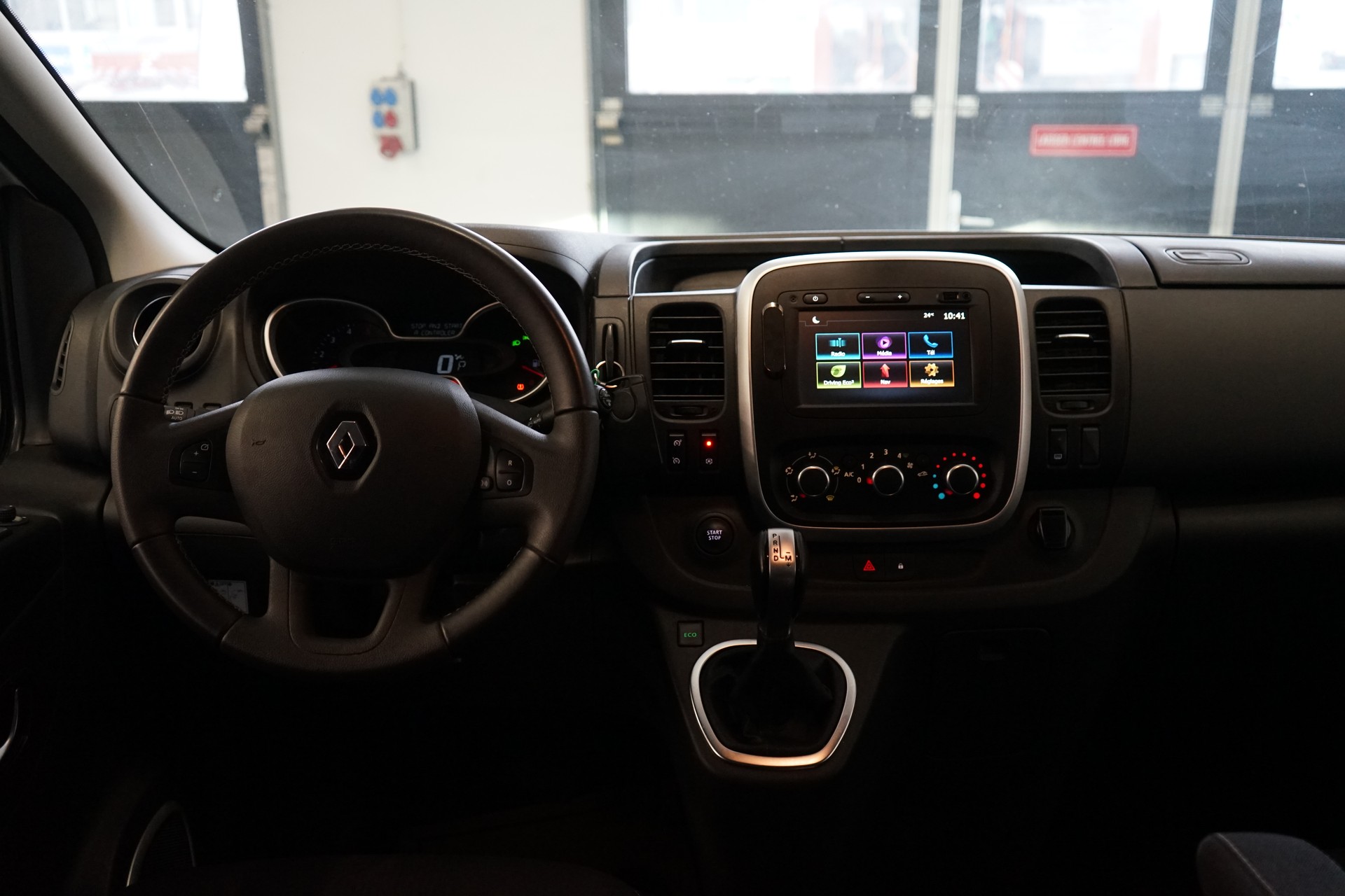 RENAULT Trafic Blue dCi 170 EDC Spacenomad-image-7