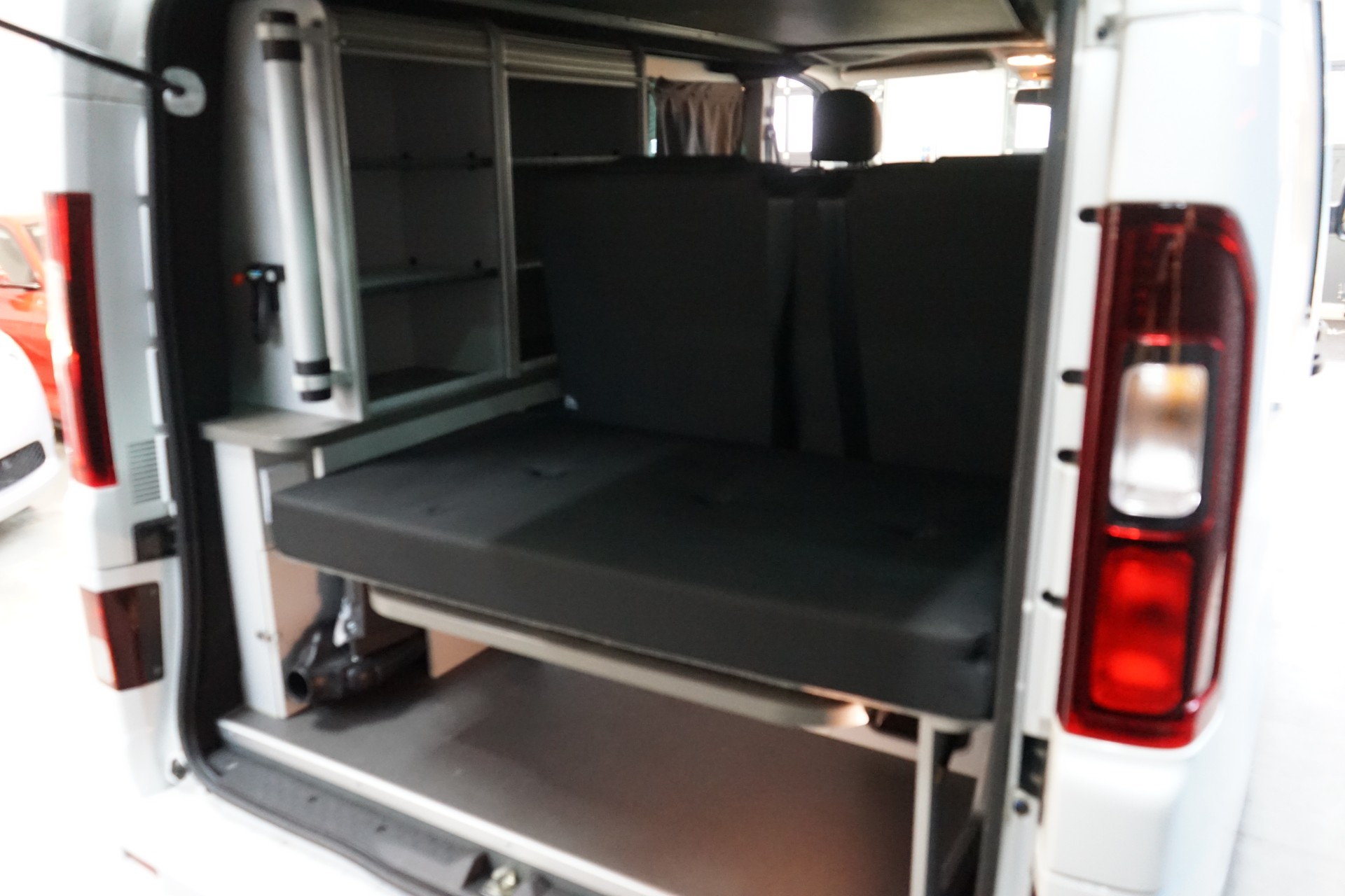 RENAULT Trafic Blue dCi 170 EDC Spacenomad-image-15