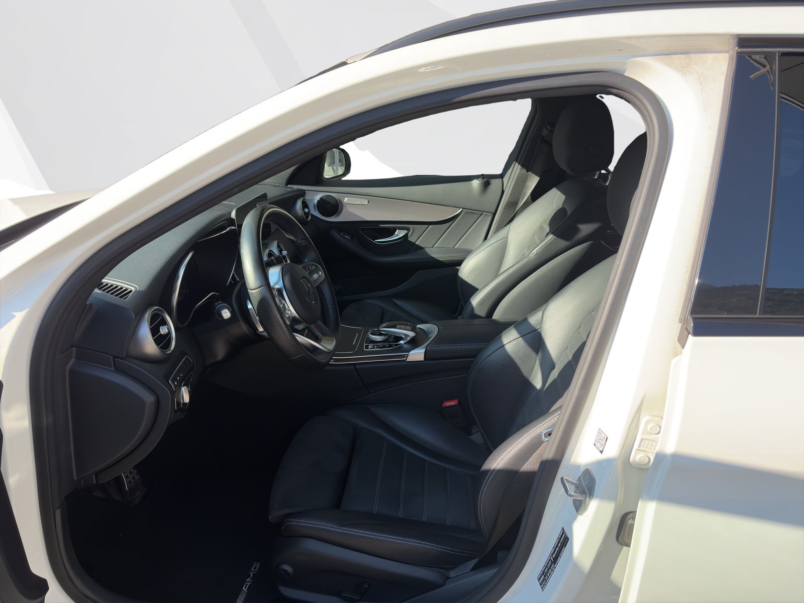 MERCEDES-BENZ C 220 d AMG Line 4matic Kombi-image-9
