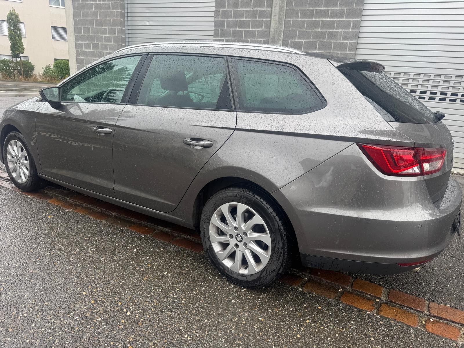 SEAT Leon ST 2.0 TDI Style 4Drive-image-6