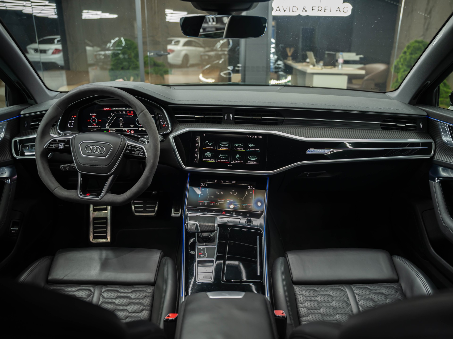 AUDI RS6-image-18