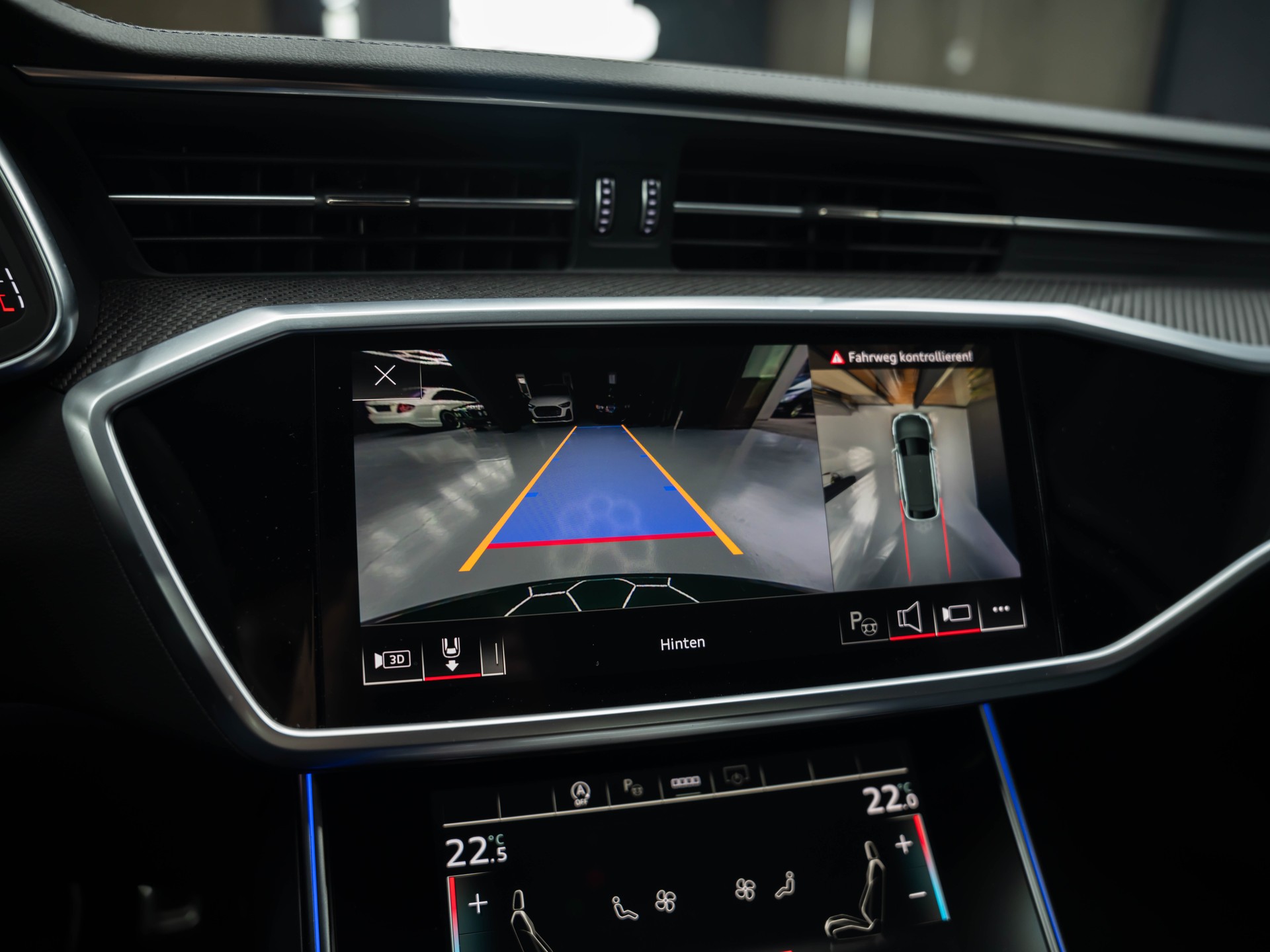 AUDI RS6-image-27