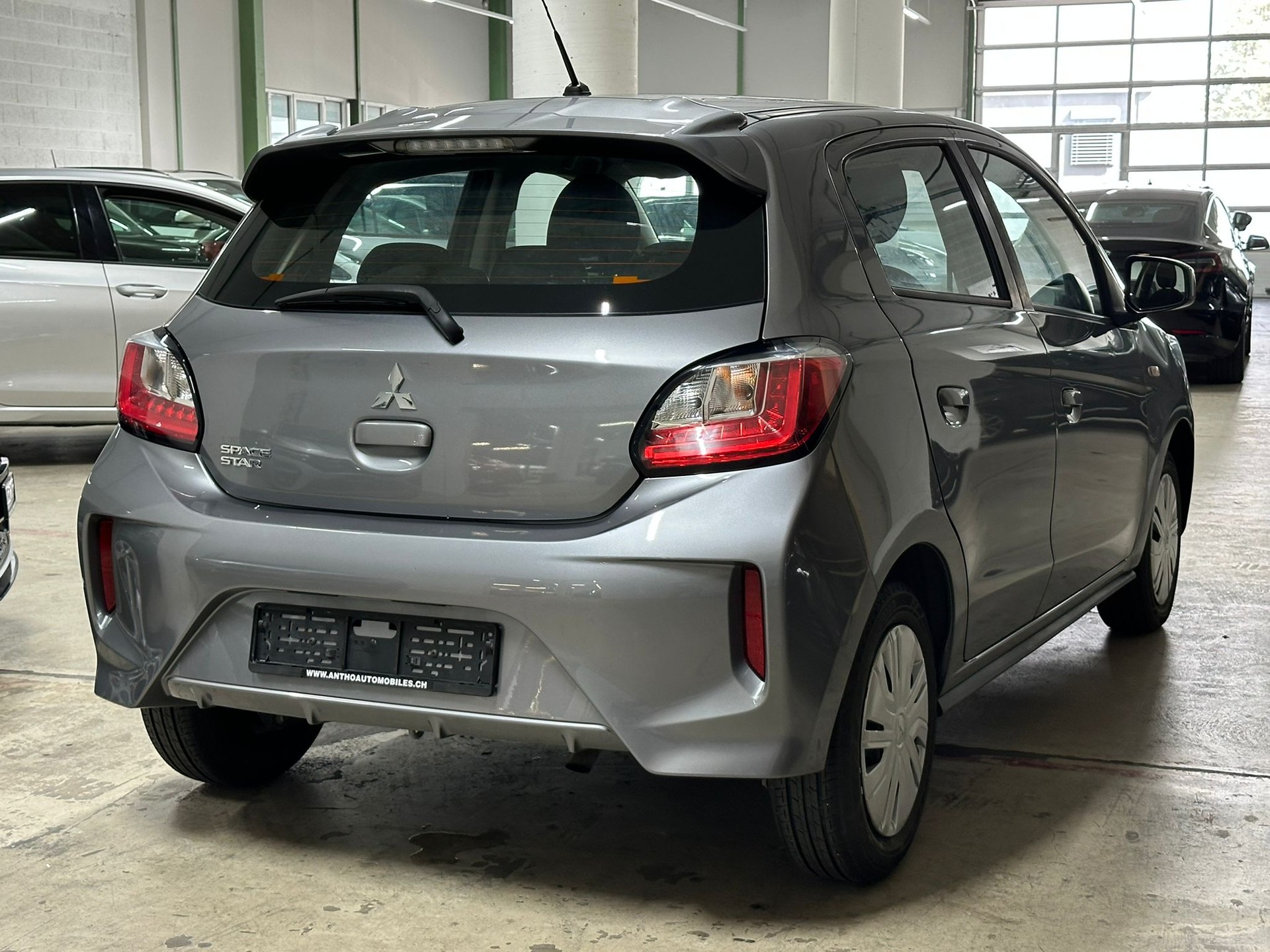 MITSUBISHI Space Star 1.2 CVT Value-image-3