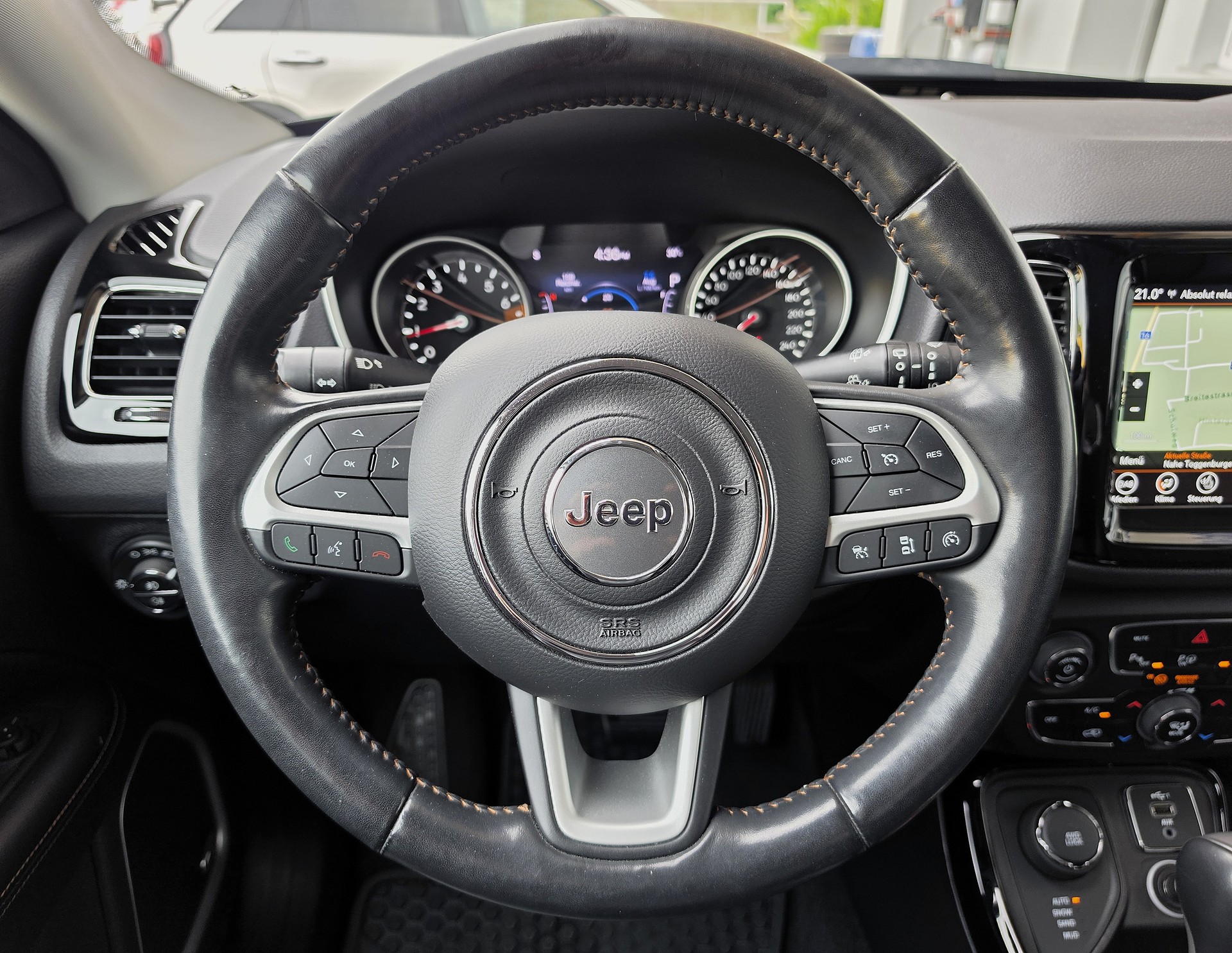 JEEP Compass 1.4 Turbo Limited AWD 9ATX-image-12