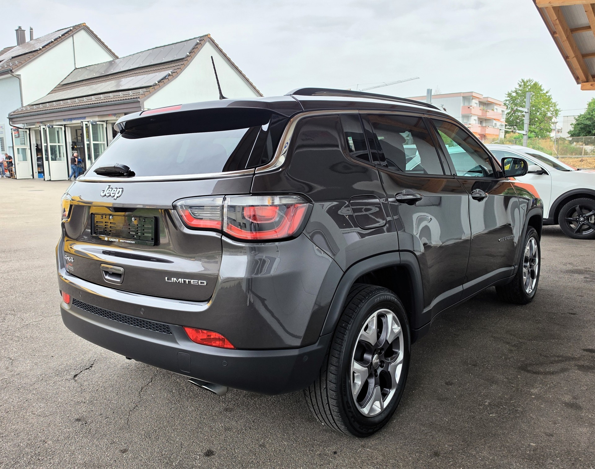 JEEP Compass 1.4 Turbo Limited AWD 9ATX-image-9