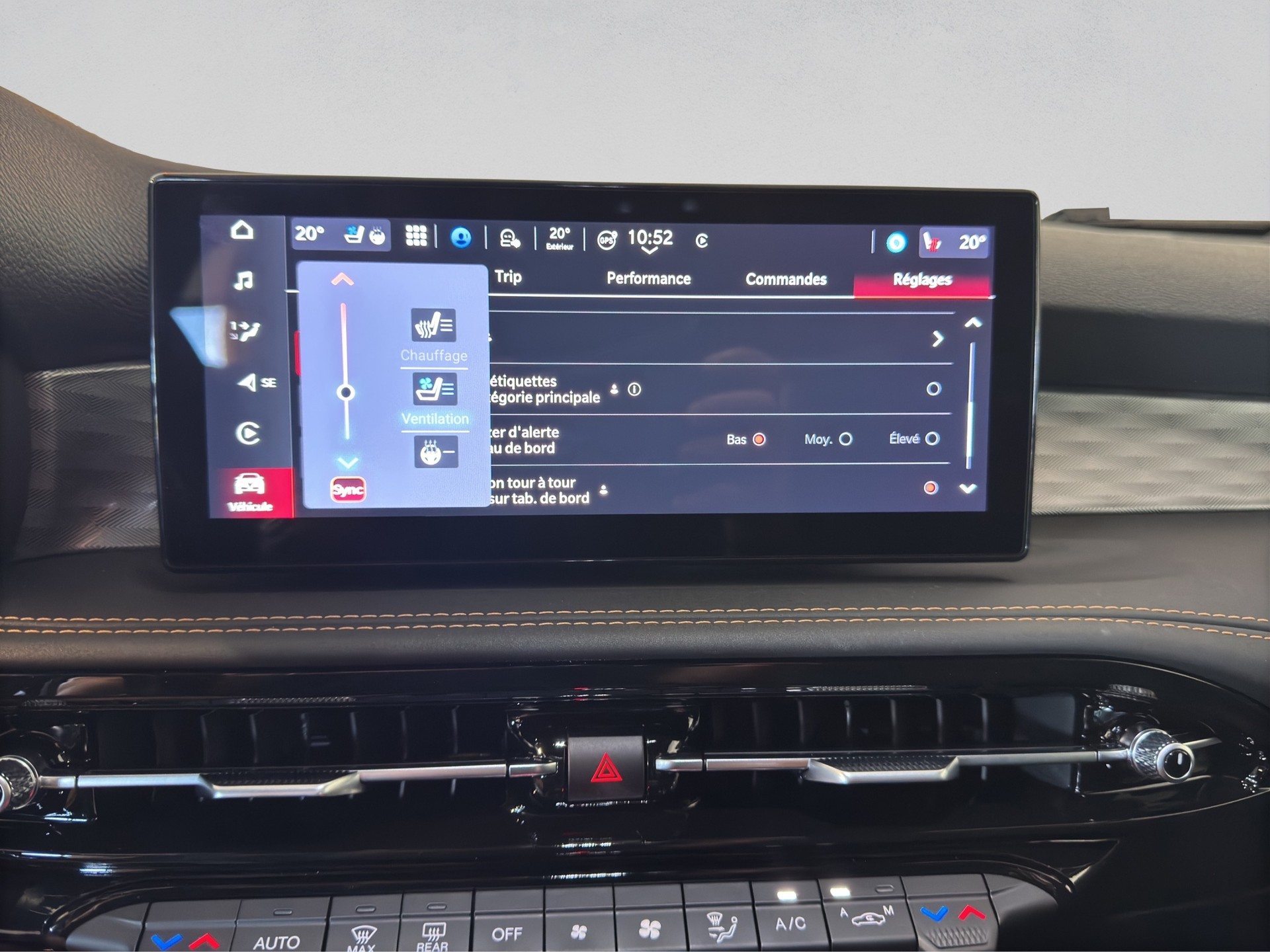 ALFA ROMEO Tonale 1.5 48V Hybrid Veloce-image-21