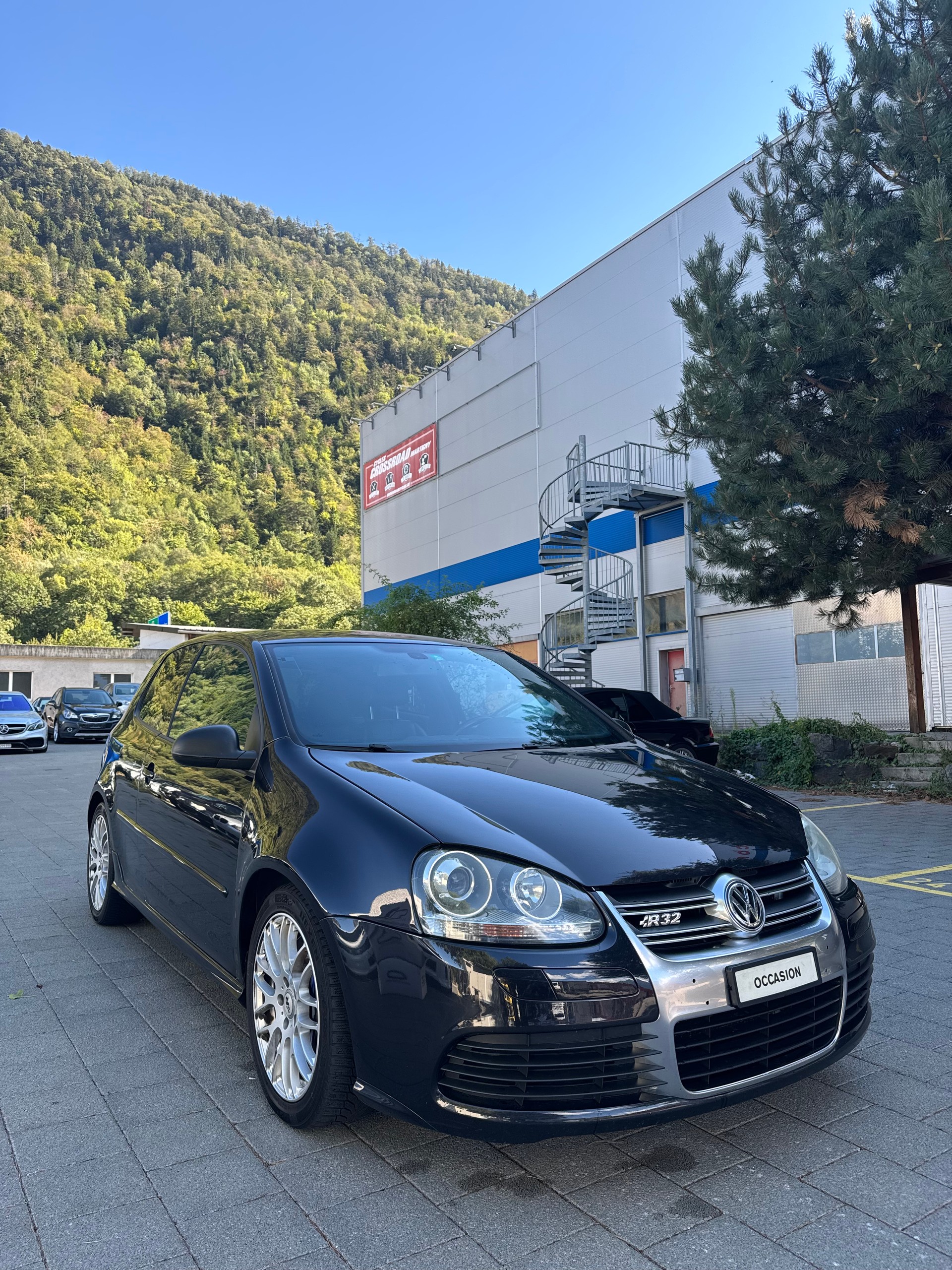 VW Golf R32 4Motion-image-1