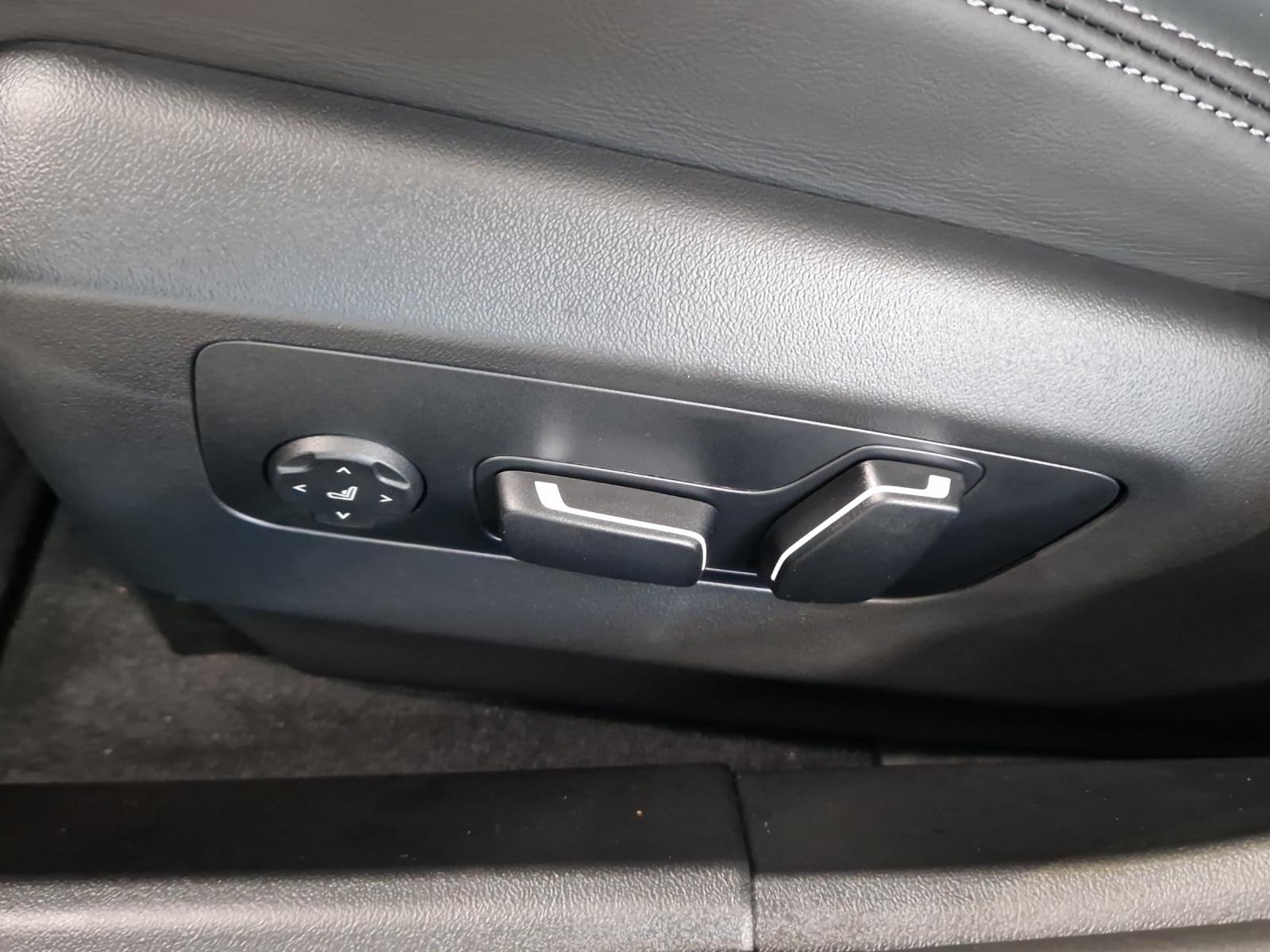 BMW M5 xDrive Touring-image-14