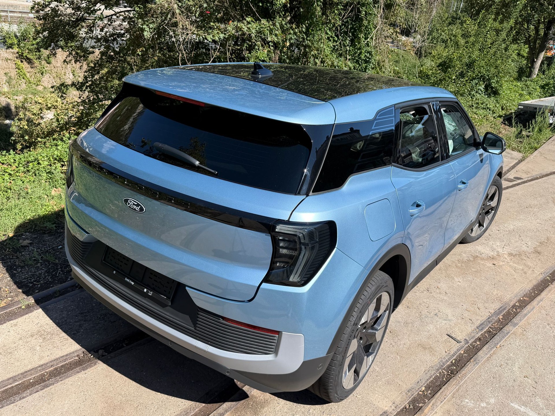 FORD Explorer Elektro 77kWh Dual Extended Range Premium AWD-image-2