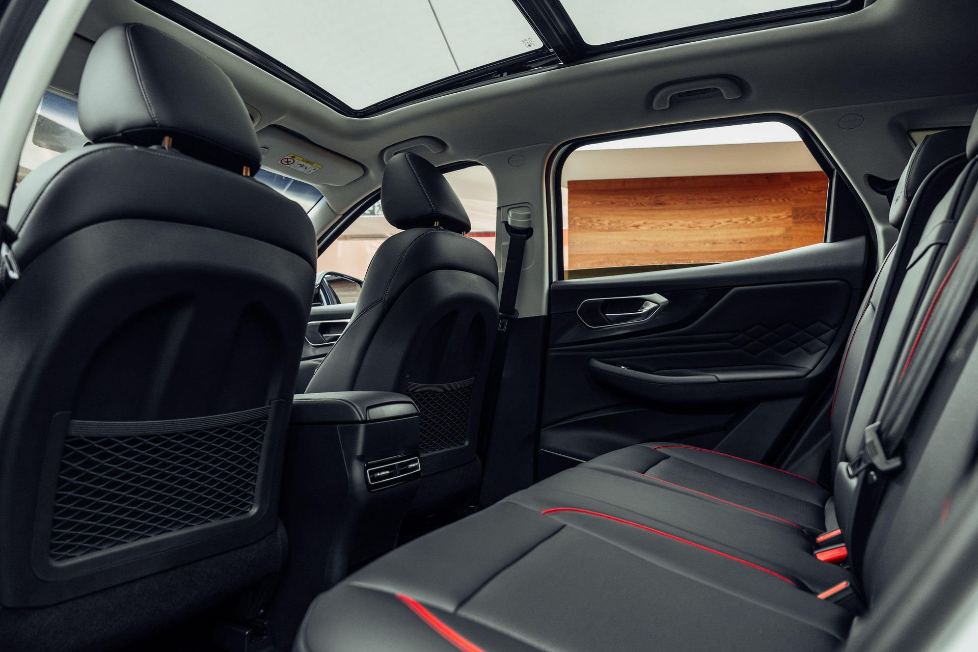 BAIC X7 1.5 Luxury-image-8