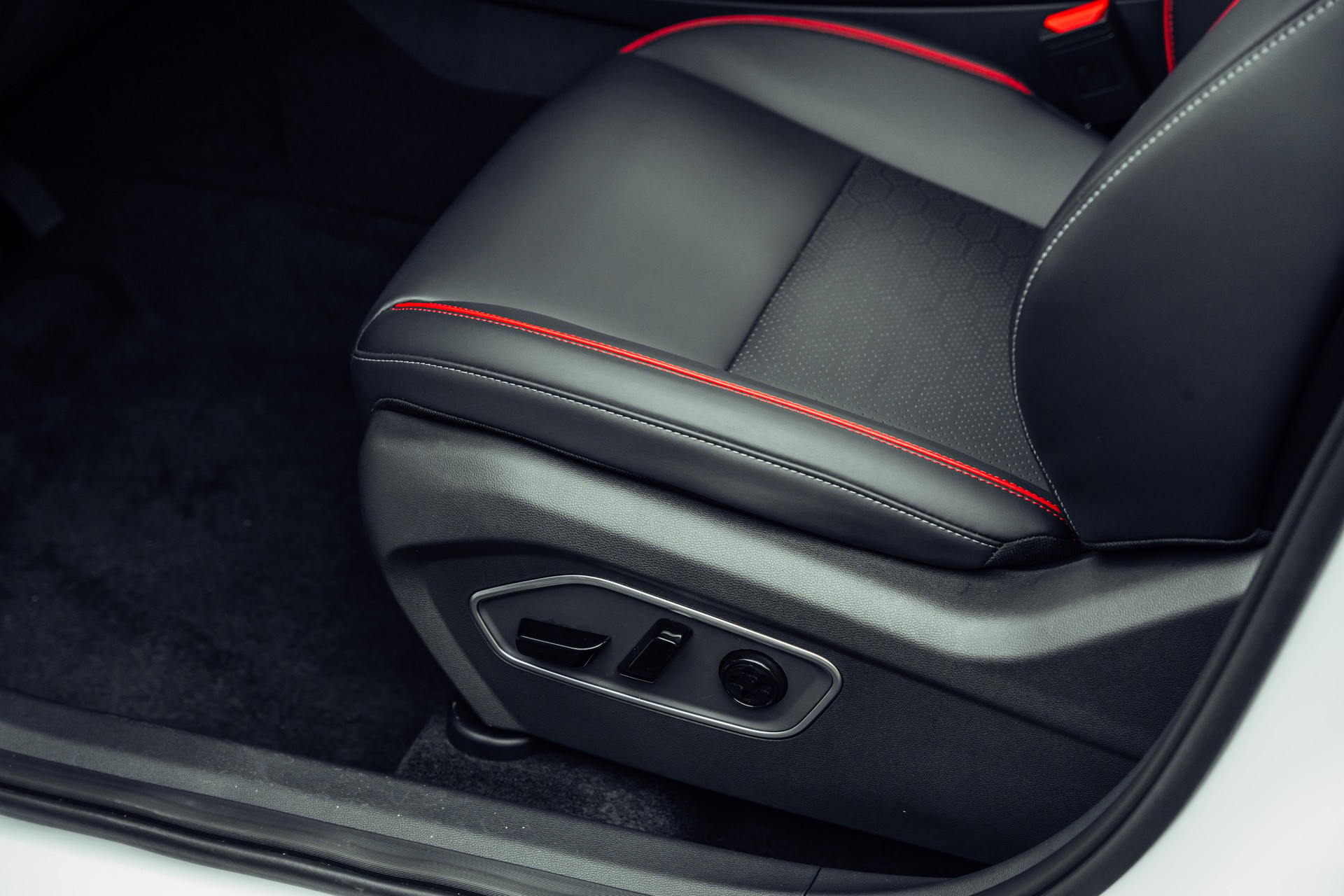 BAIC X7 1.5 Luxury-image-14