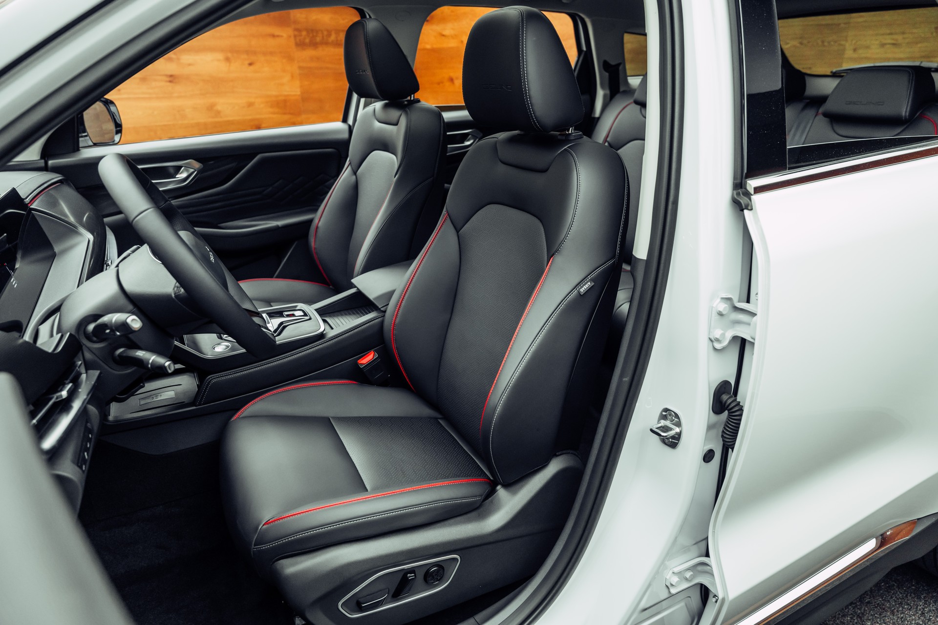 BAIC X7 1.5 Luxury-image-6