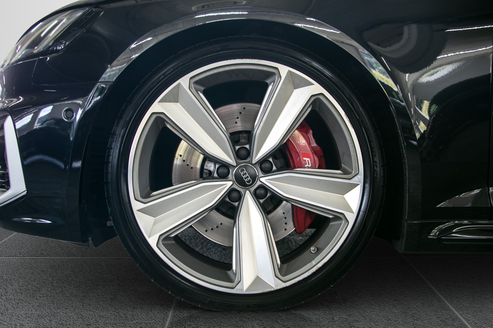 AUDI RS4 Avant 2.9 TFSI quattro tiptronic-image-17