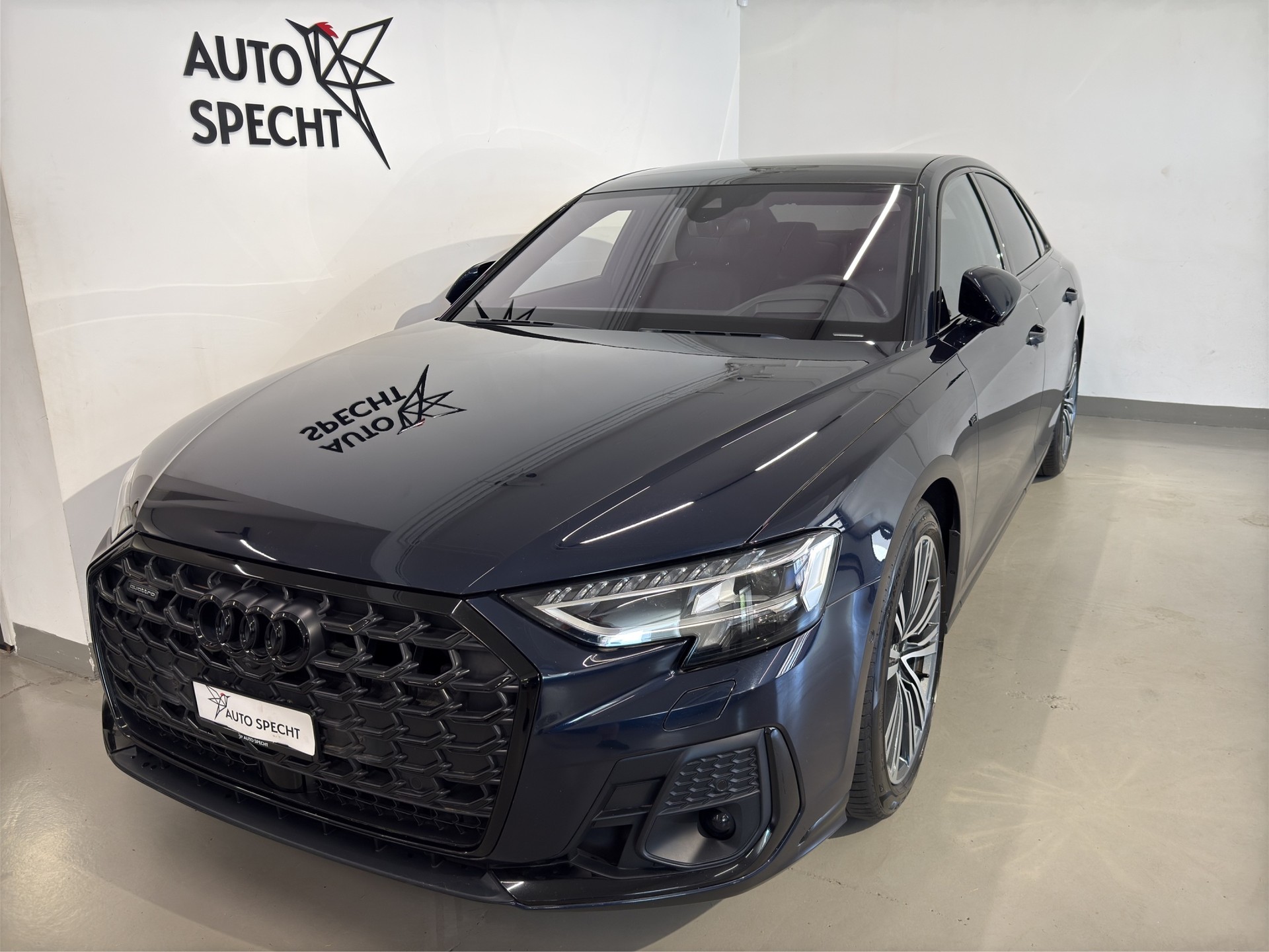 AUDI A8 55 TFSI S-Line quattro tiptronic