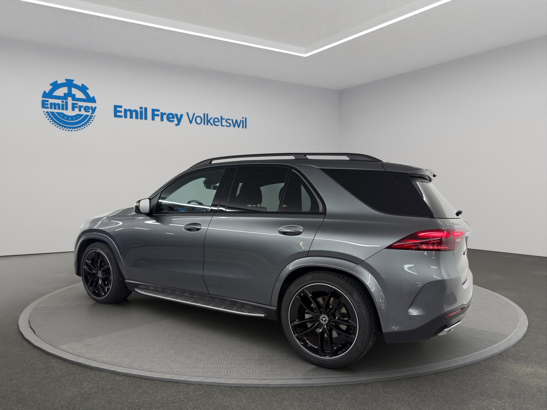 MERCEDES-BENZ GLE 300 d AMG Line 4matic-showroom-element-2
