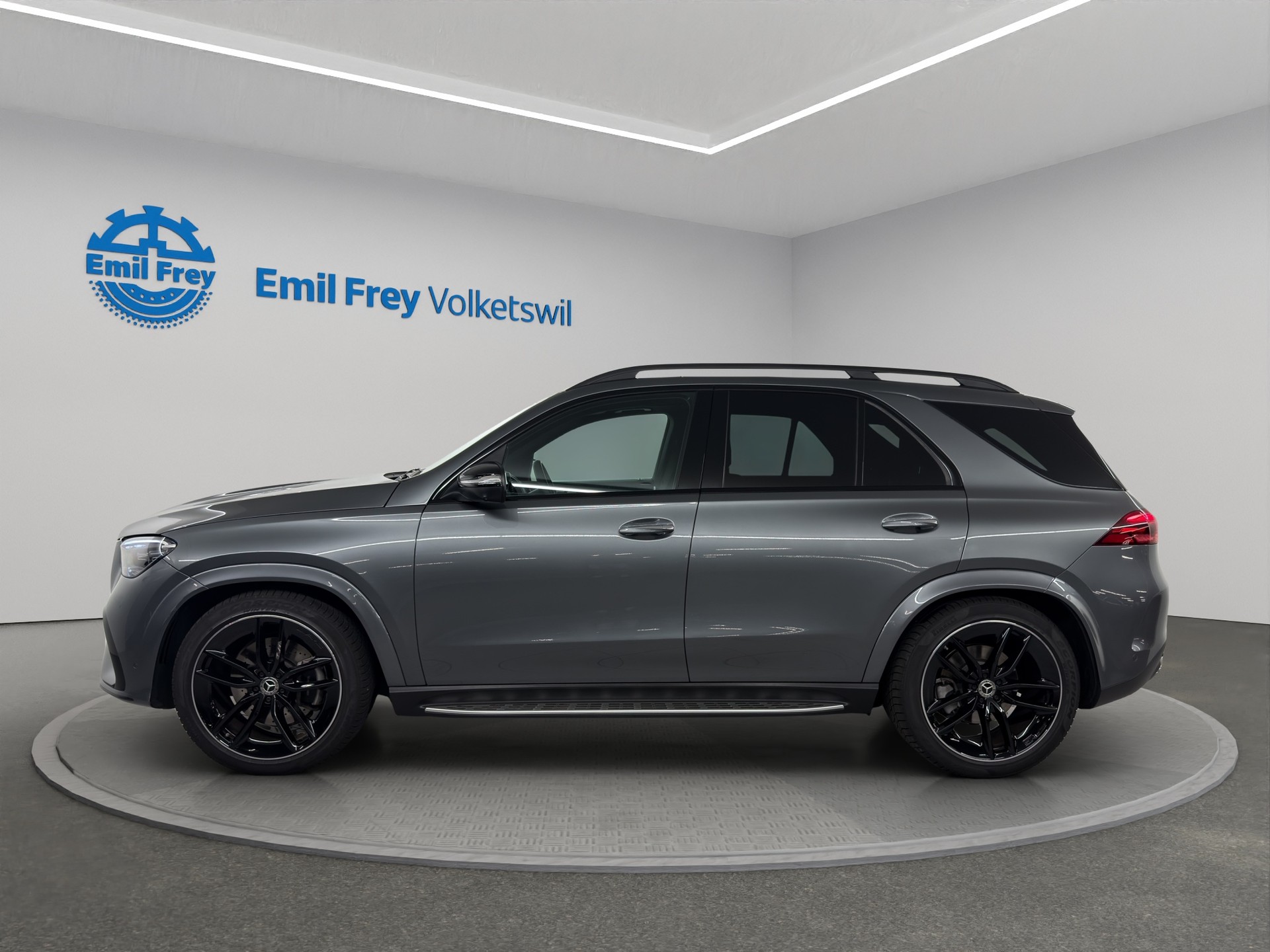MERCEDES-BENZ GLE 300 d AMG Line 4matic-showroom-element-1