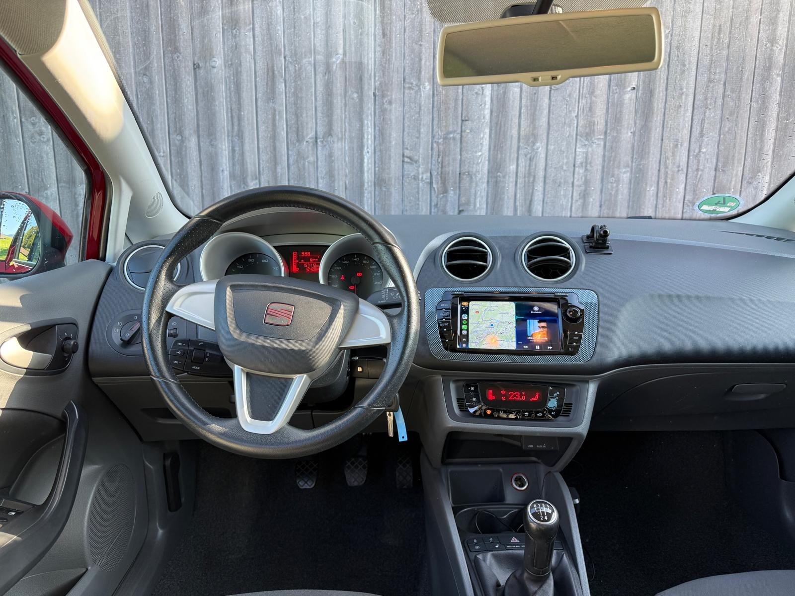 SEAT Ibiza 1.4 Style-image-6