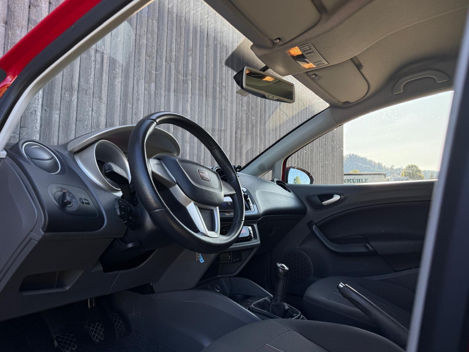 SEAT Ibiza 1.4 Style-image-4