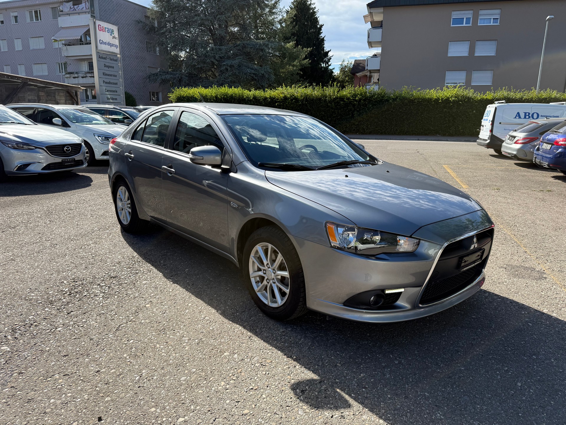 MITSUBISHI Lancer Sportback 1.8 Invite CVT-image-1