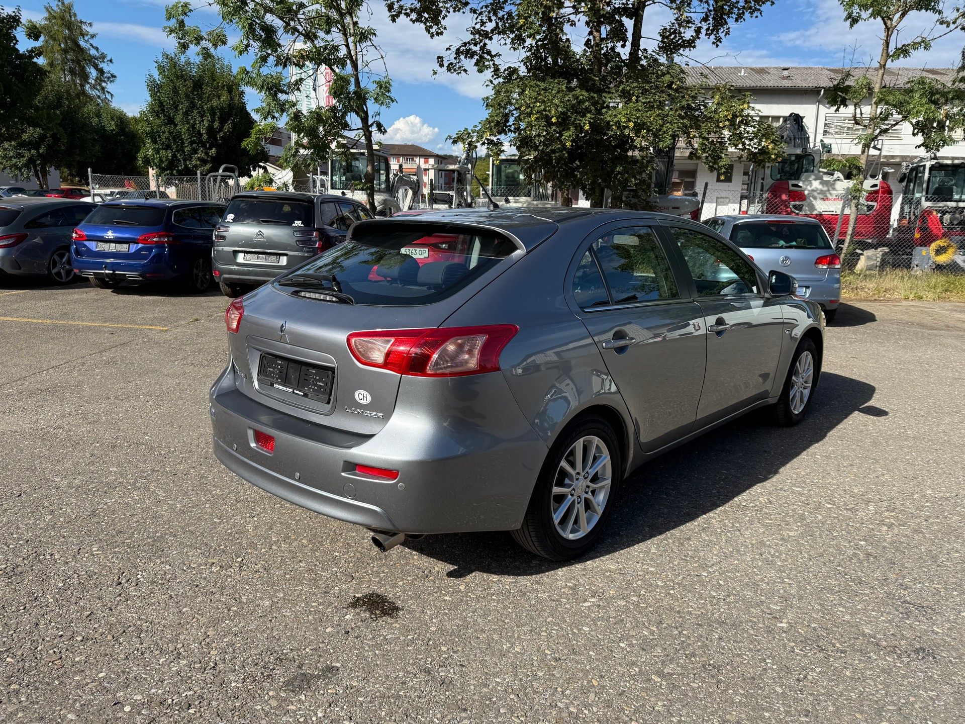 MITSUBISHI Lancer Sportback 1.8 Invite CVT-image-3