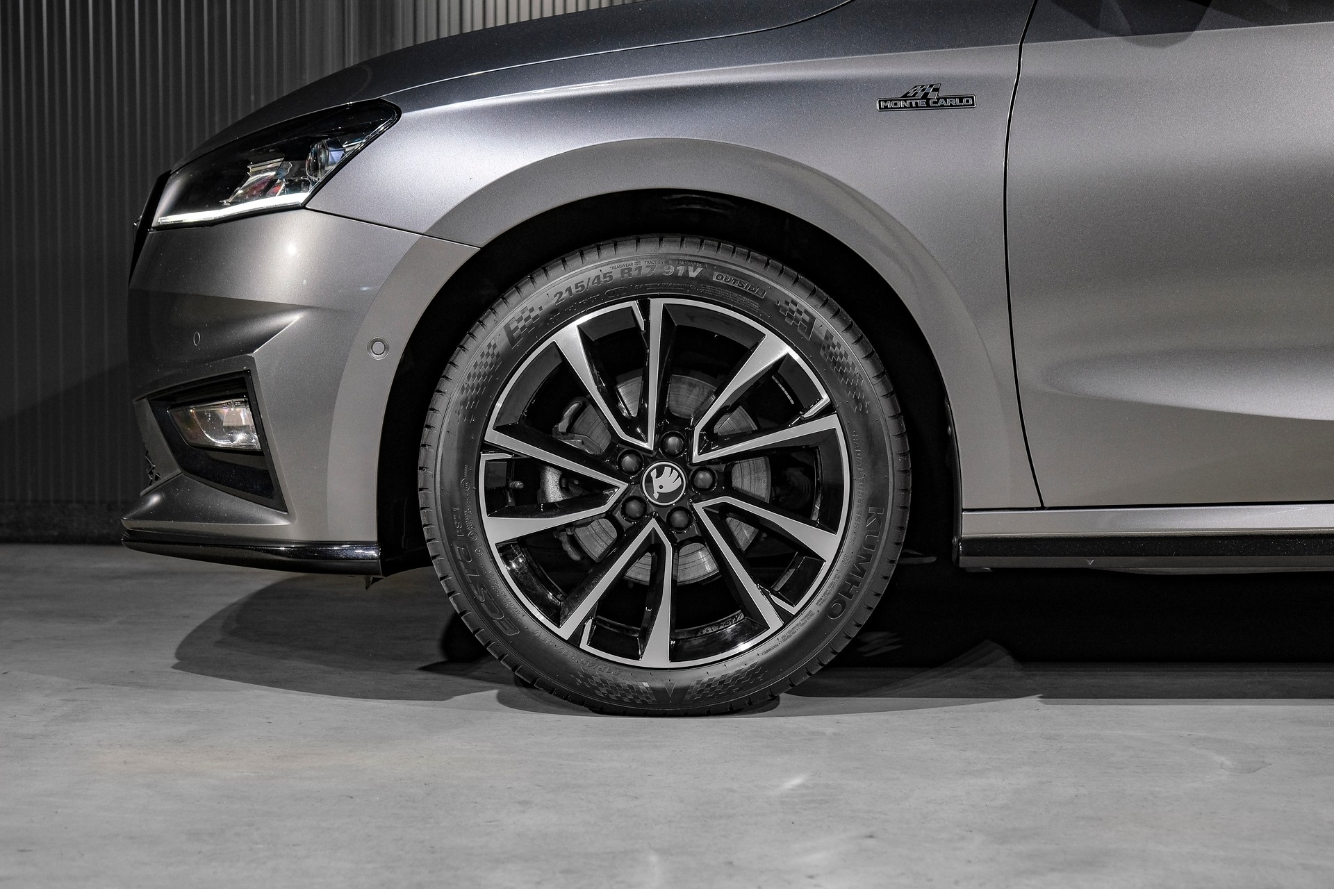 SKODA Fabia 1.0 TSI Monte Carlo DSG-image-28