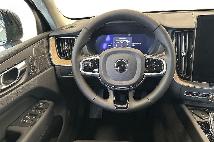 VOLVO XC60 T6 eAWD PluginHybrid Plus Dark Geartronic-image-9