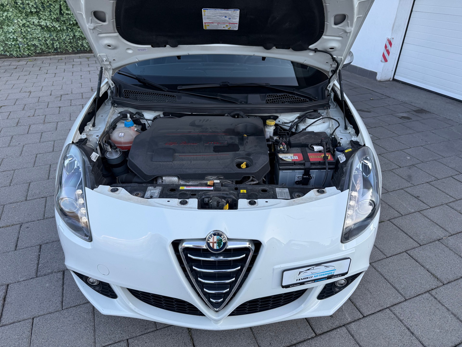 ALFA ROMEO Giulietta 2.0 JTDM Distinctive TCT-image-24