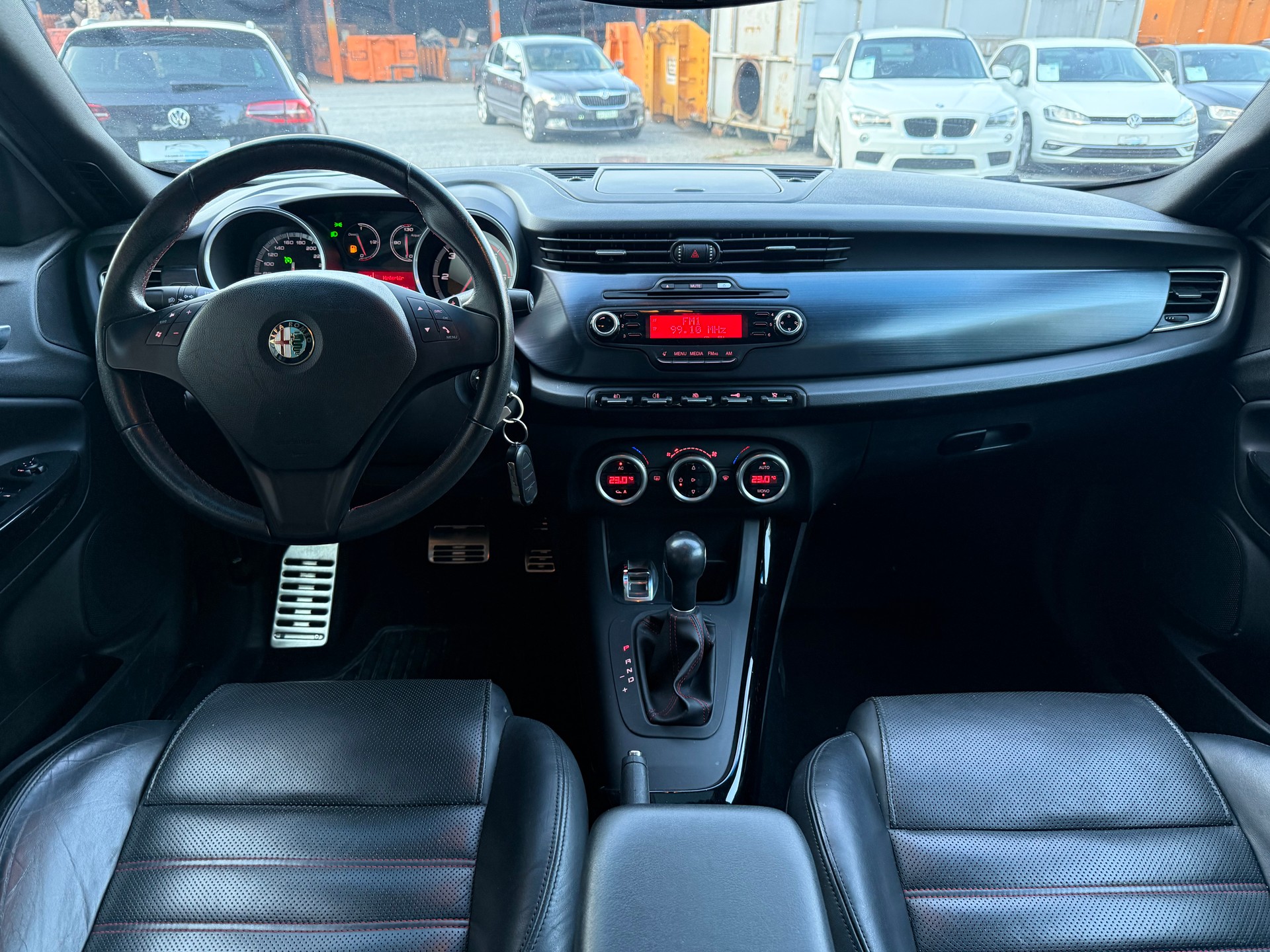 ALFA ROMEO Giulietta 2.0 JTDM Distinctive TCT-image-15
