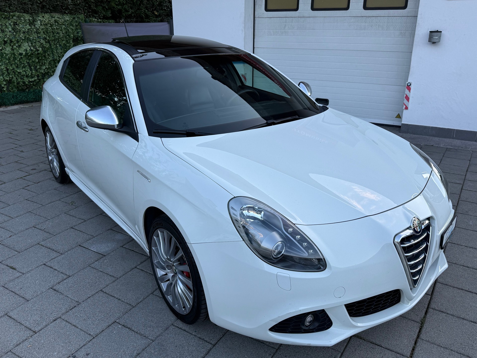 ALFA ROMEO Giulietta 2.0 JTDM Distinctive TCT-image-10