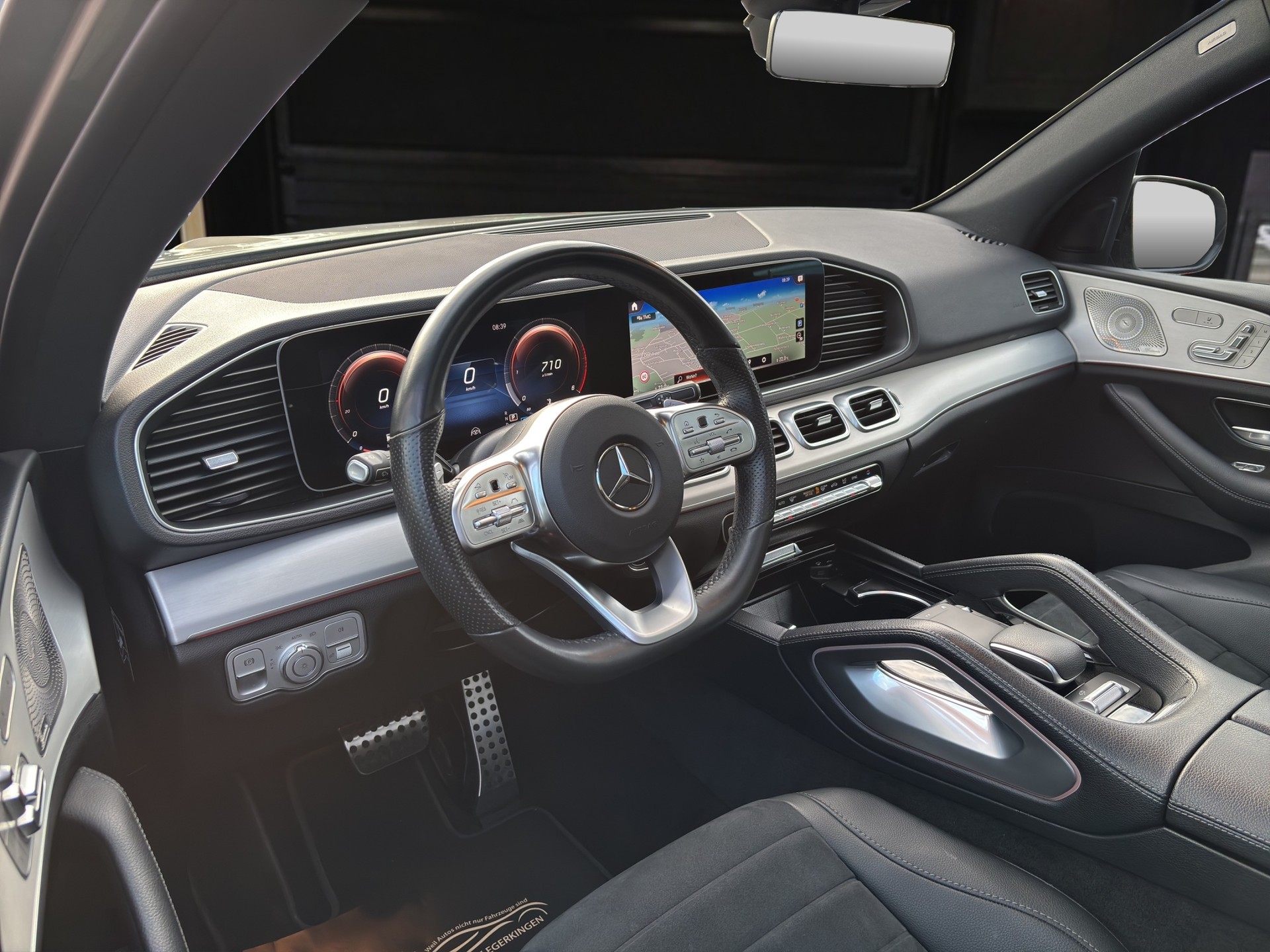 MERCEDES-BENZ GLE 400 d AMG Line 4matic-image-8