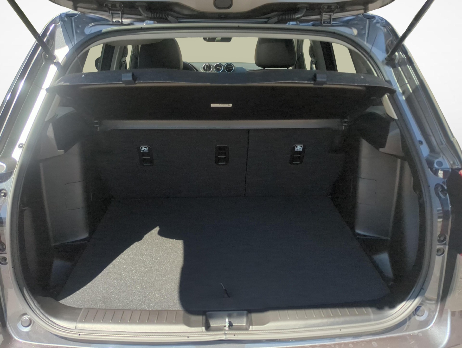 SUZUKI Vitara 1.4 T Sakura Top Hybrid 4x4-image-11