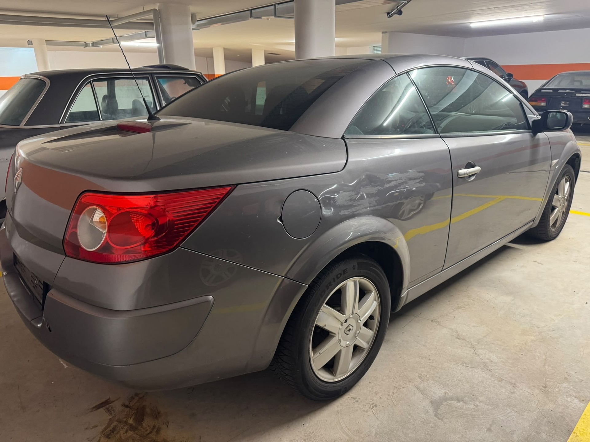 RENAULT Mégane C-C 2.0 16V T Dynamic Confort-image-2