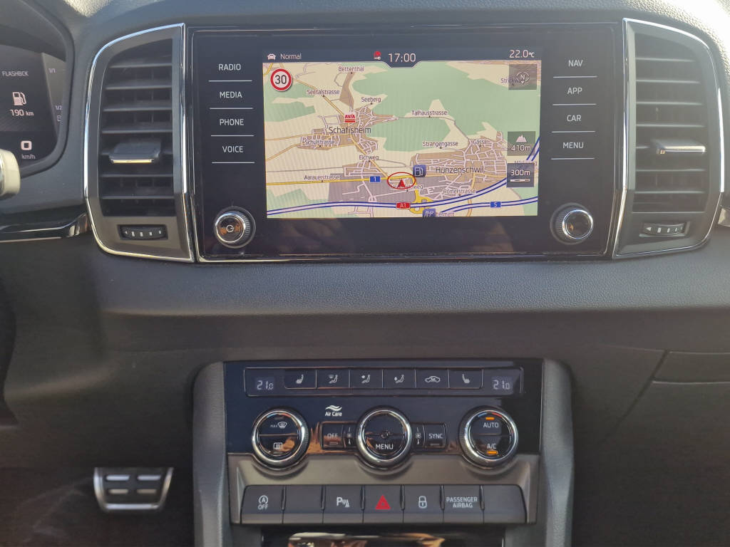 SKODA Karoq 2.0 TSI SportLine DSG 4x4-image-11