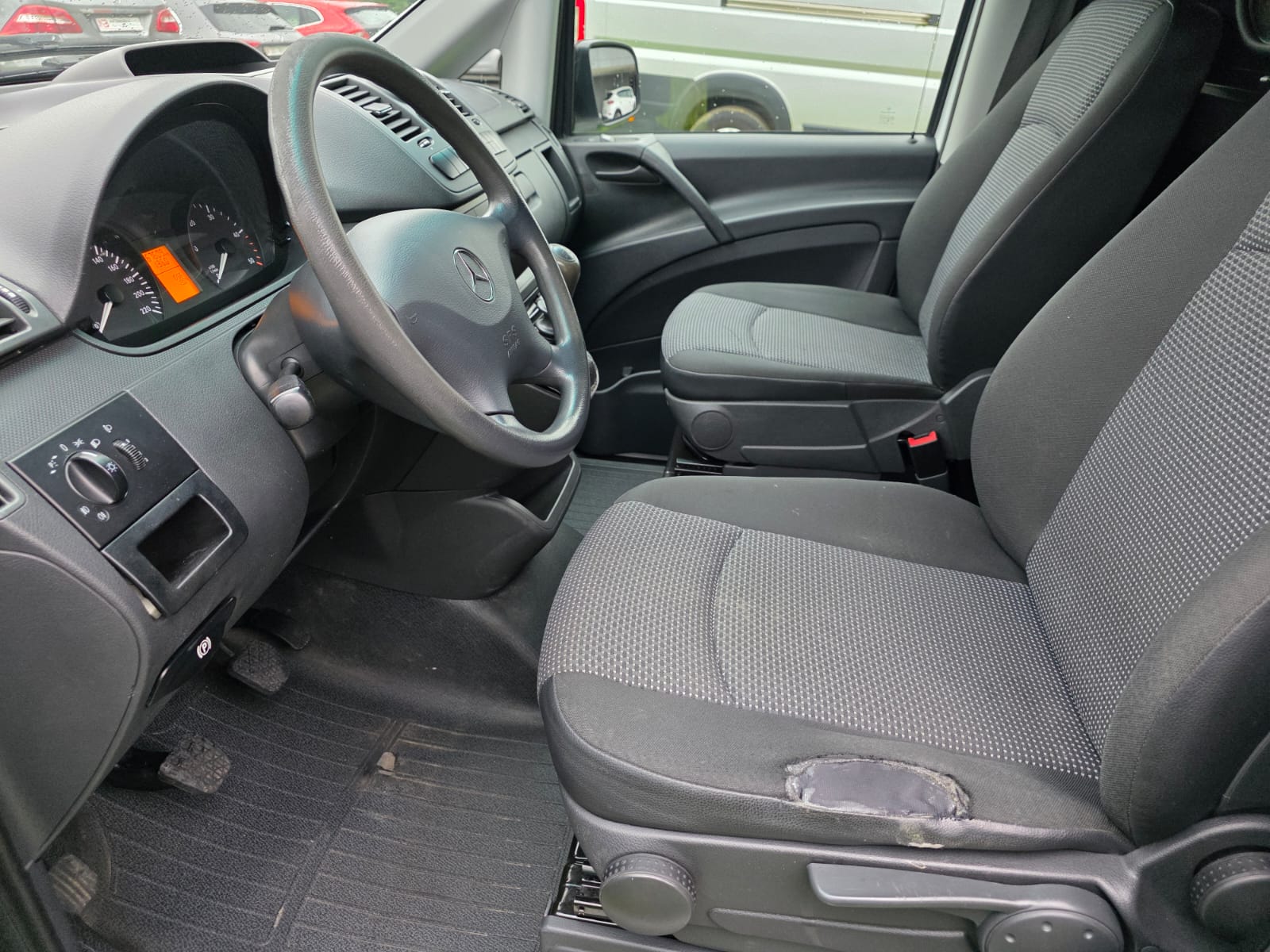 MERCEDES-BENZ Vito 113 CDI Blue Efficiency L-image-11
