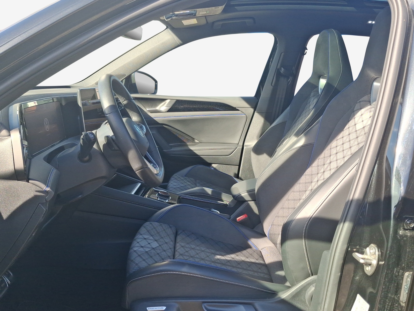 VW Tiguan 2.0 TSI DSG R-Line 4Motion-image-7