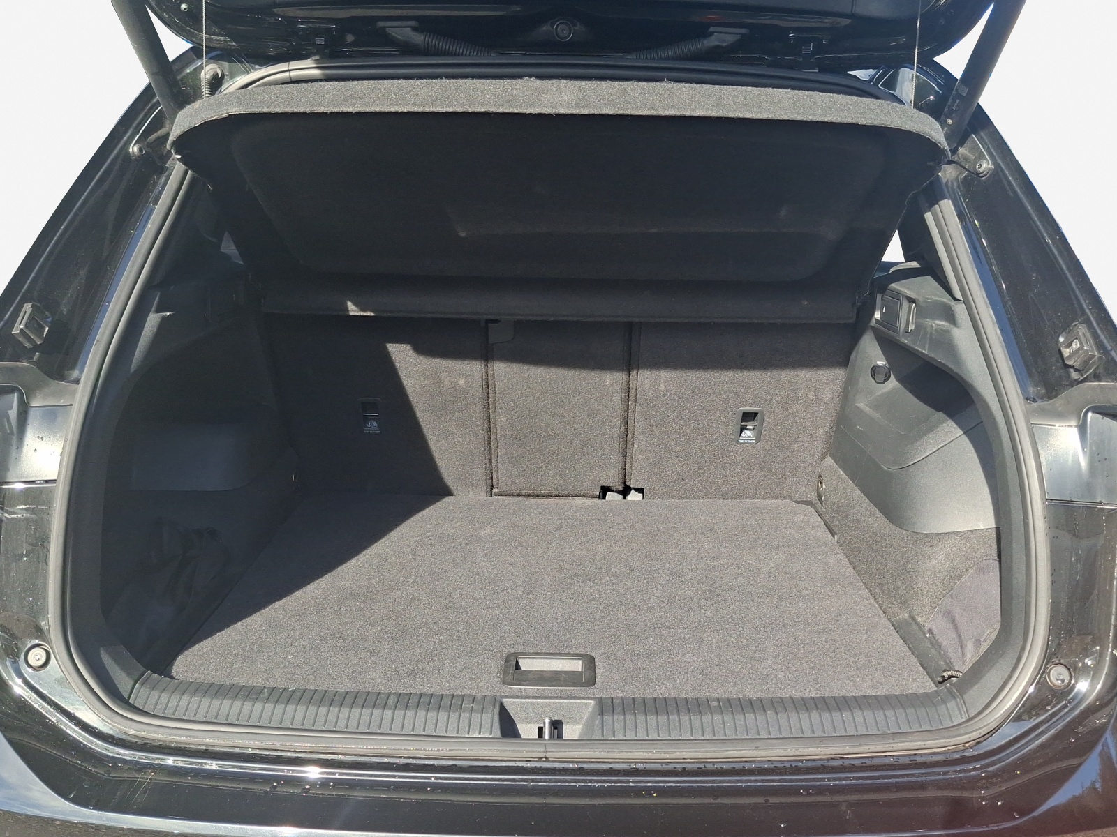 VW Tiguan 2.0 TSI DSG R-Line 4Motion-image-12