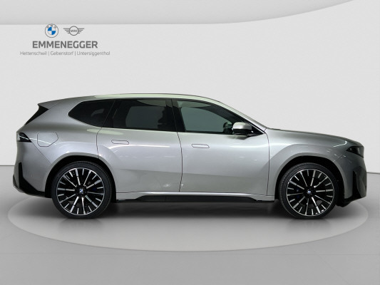 BMW iX3 50 xDrive M Sport-image-5