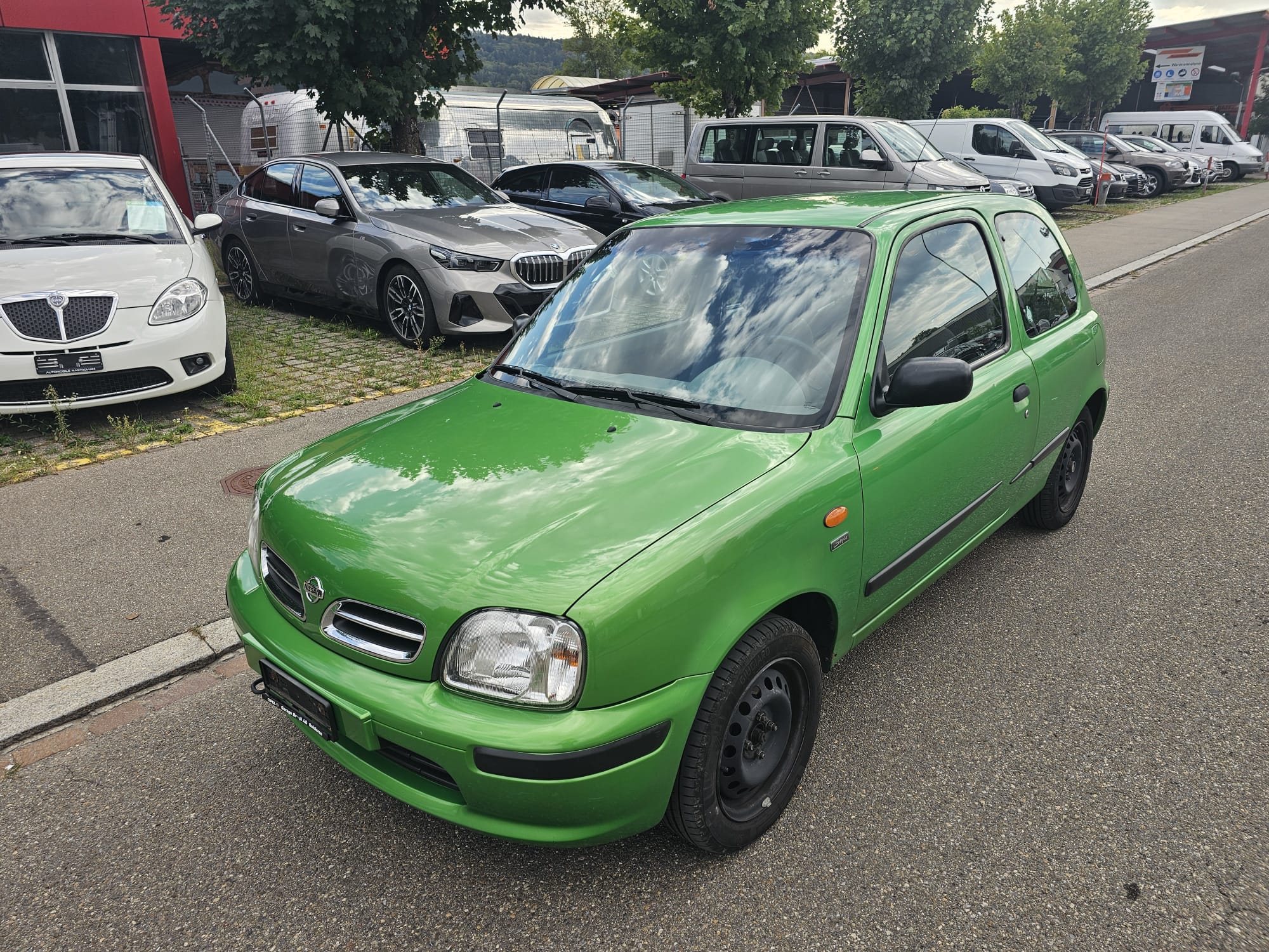 Car photo