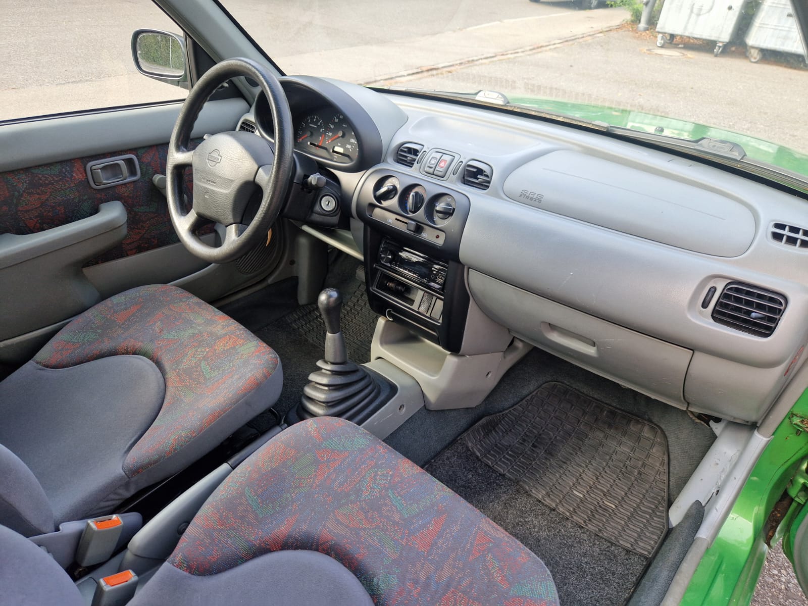 NISSAN Micra 1.3 Style-image-4