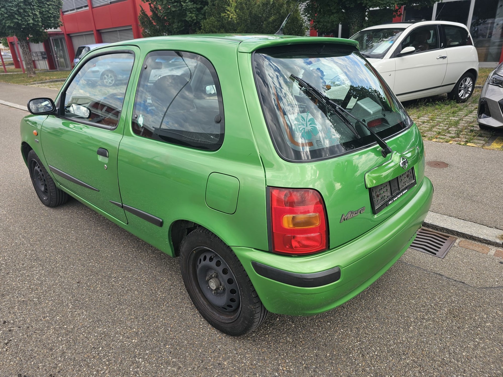NISSAN Micra 1.3 Style-image-3
