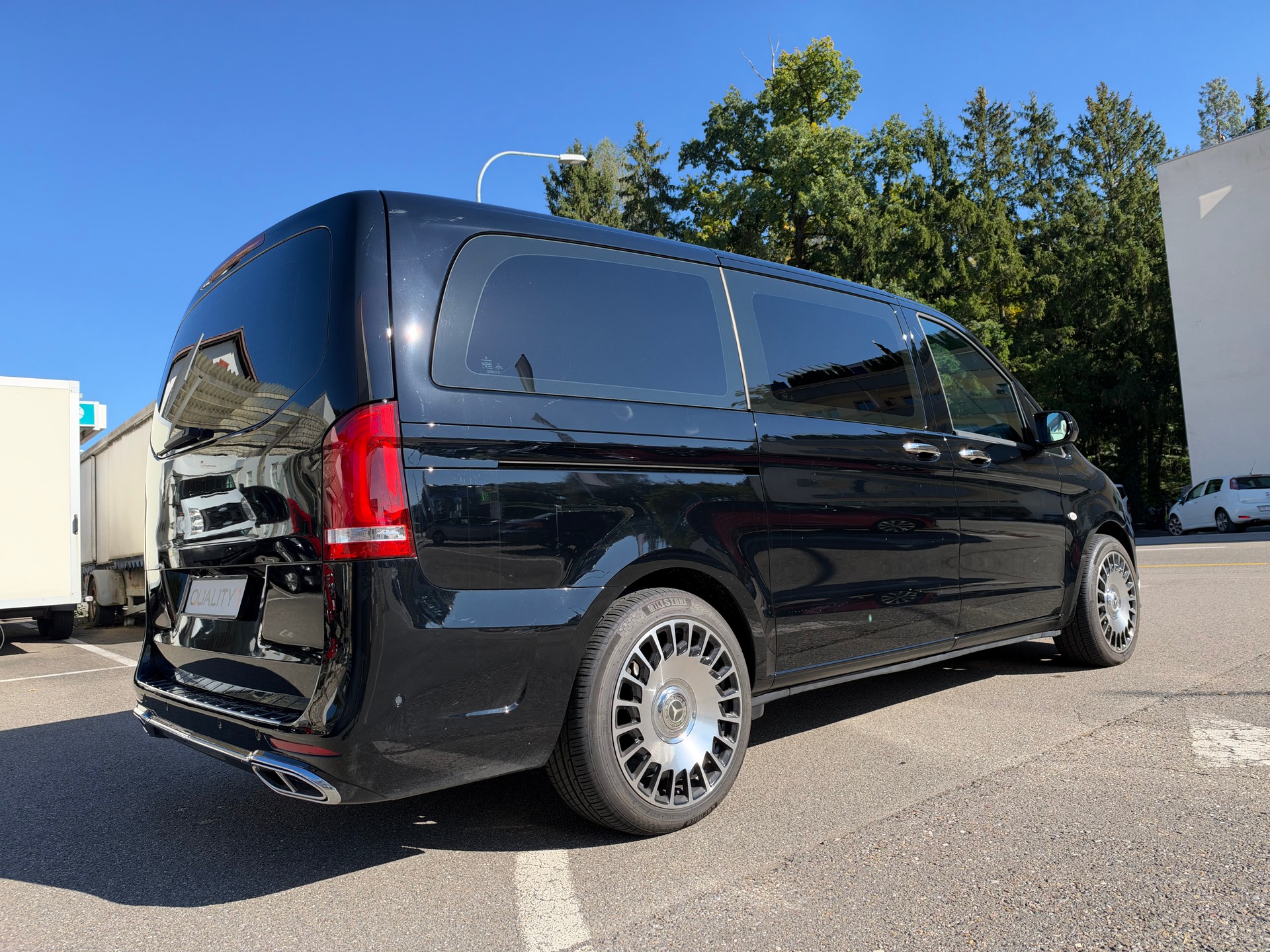 MERCEDES-BENZ Vito 114 CDI Lang Pro Tourer 4Matic 9G-Tronic-image-5