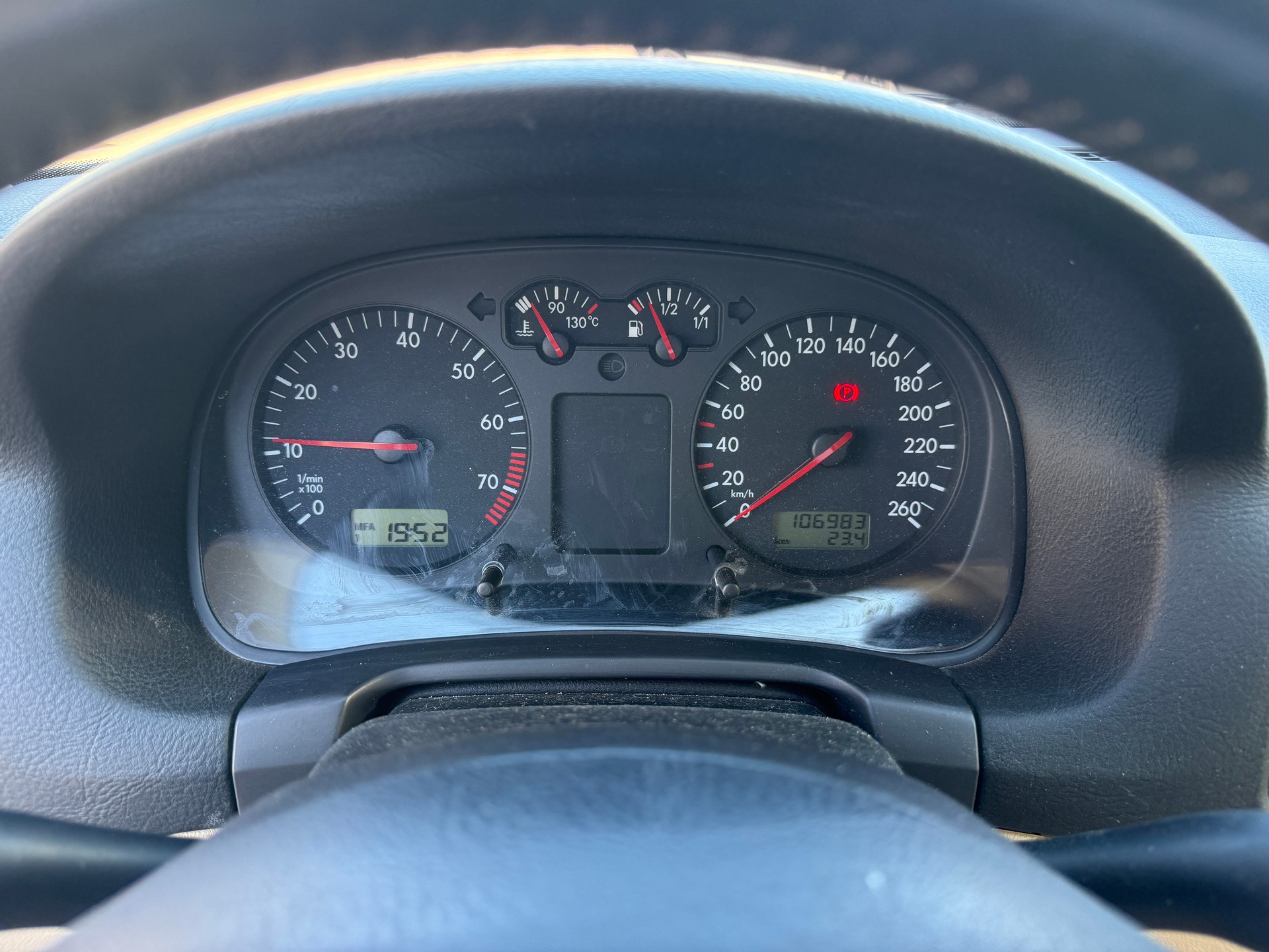 VW Golf 1.8 Trendline 4Motion-image-10