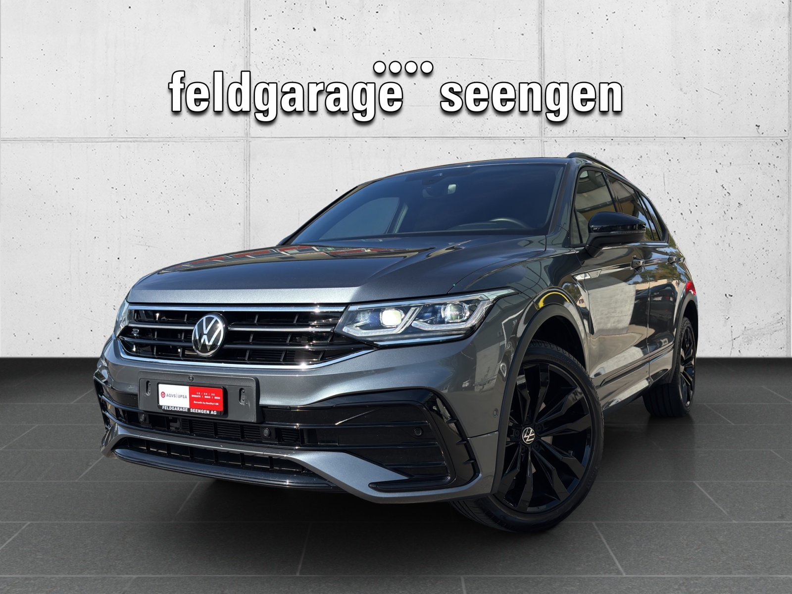 VW Tiguan Allspace 2.0 TDI SCR R-Line 4Motion DSG mit AHK, Leder mit Memory-Funktion & aktiver Klimatisierung-image-0