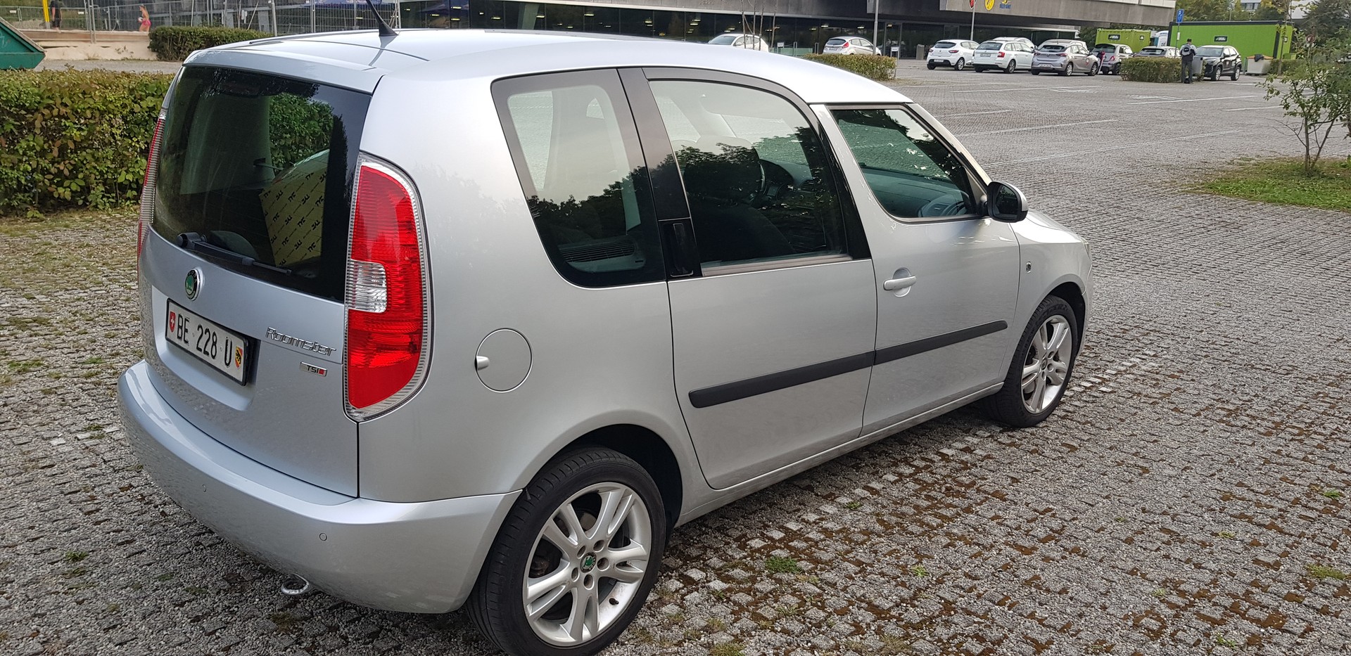SKODA Roomster 1.2 TSI Style DSG-image-3