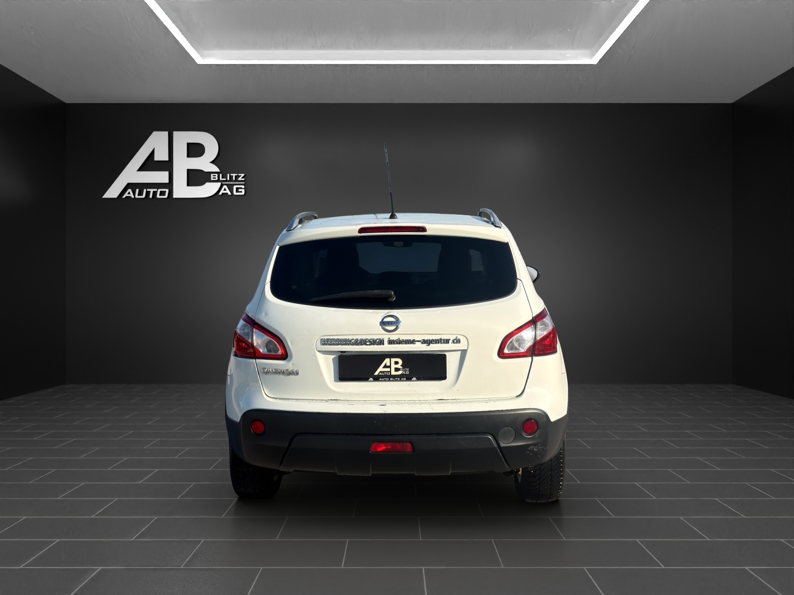 NISSAN Qashqai 2.0 i-Way XTronic CVT-image-3