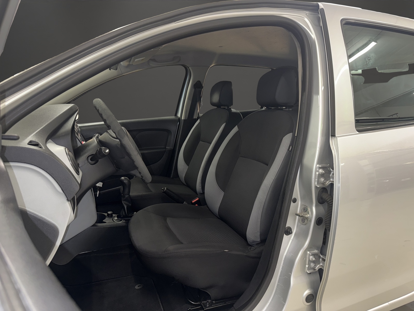 DACIA Sandero SCe 65 Comfort-image-6
