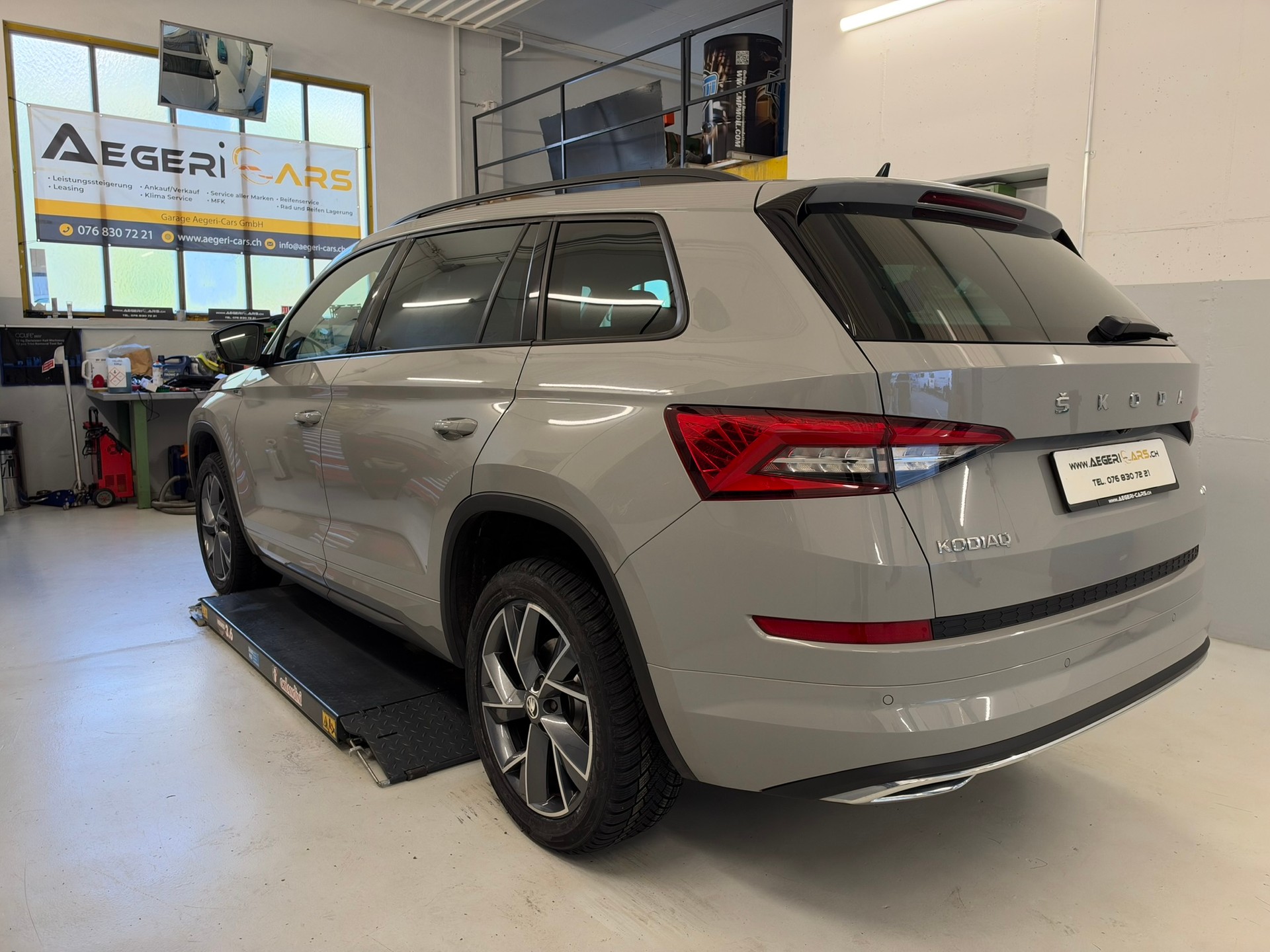 SKODA Kodiaq 2.0 TDI CR Sport Line 4x4 DSG-image-5