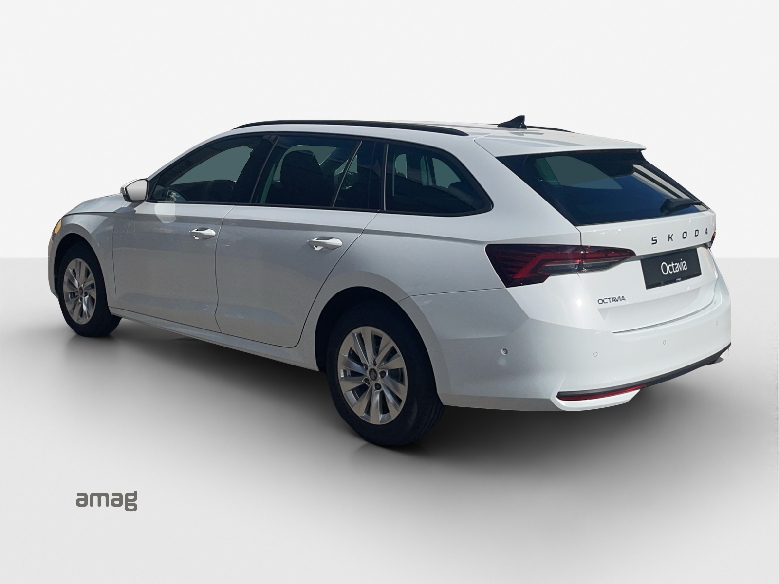 SKODA Octavia Combi 2.0 TDI DSG Selection-image-2