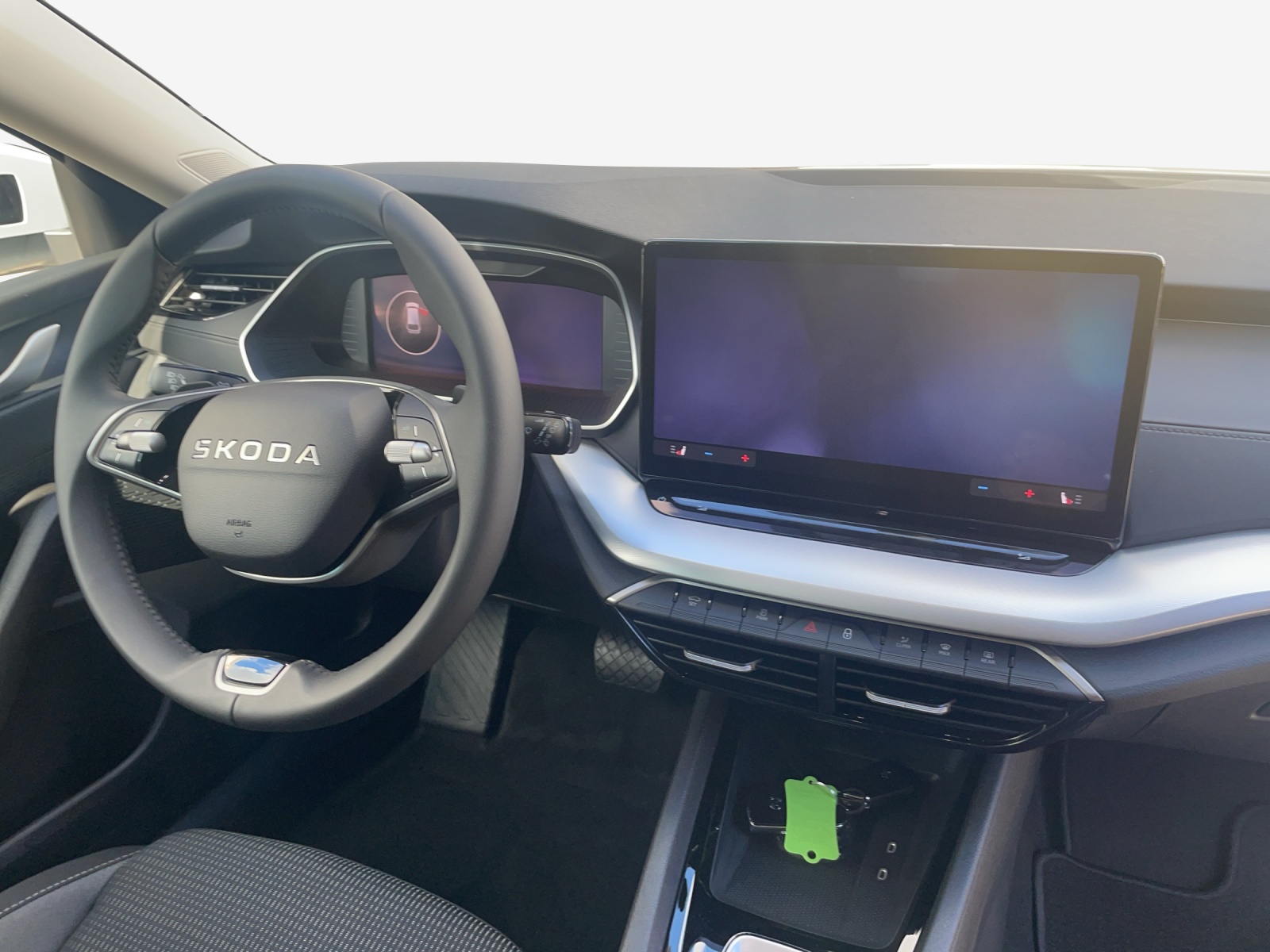 SKODA Octavia Combi 2.0 TDI DSG Selection-image-8