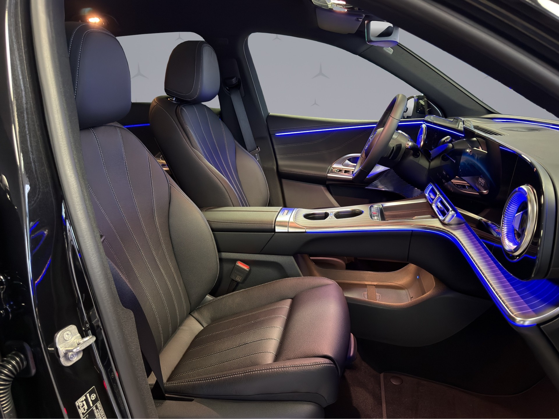 MERCEDES-BENZ GLC-Klasse X540 GLC 300 4matic-image-16